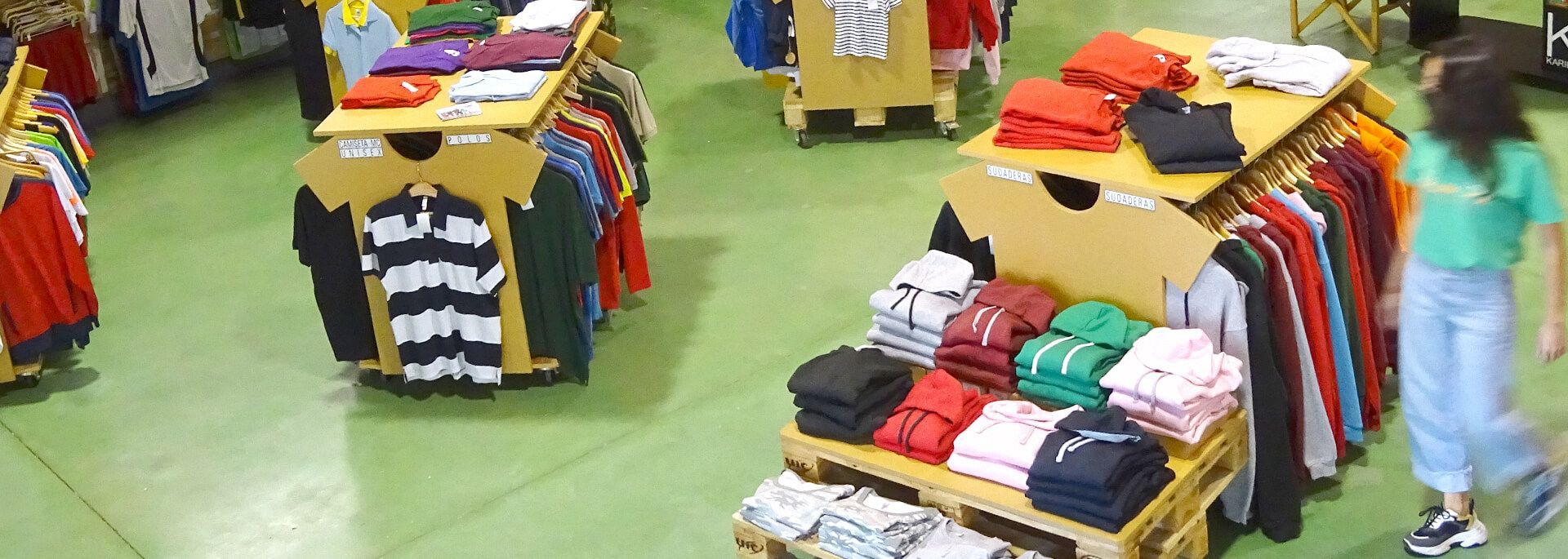 Stock de prendas para sudaderas y camisetas personalizadas