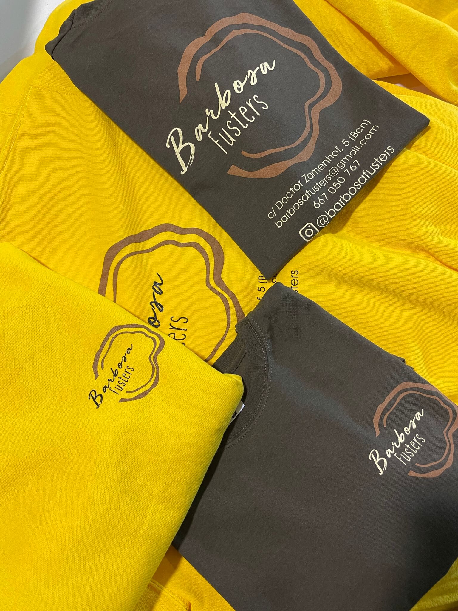 Ropa de trabajo con logo